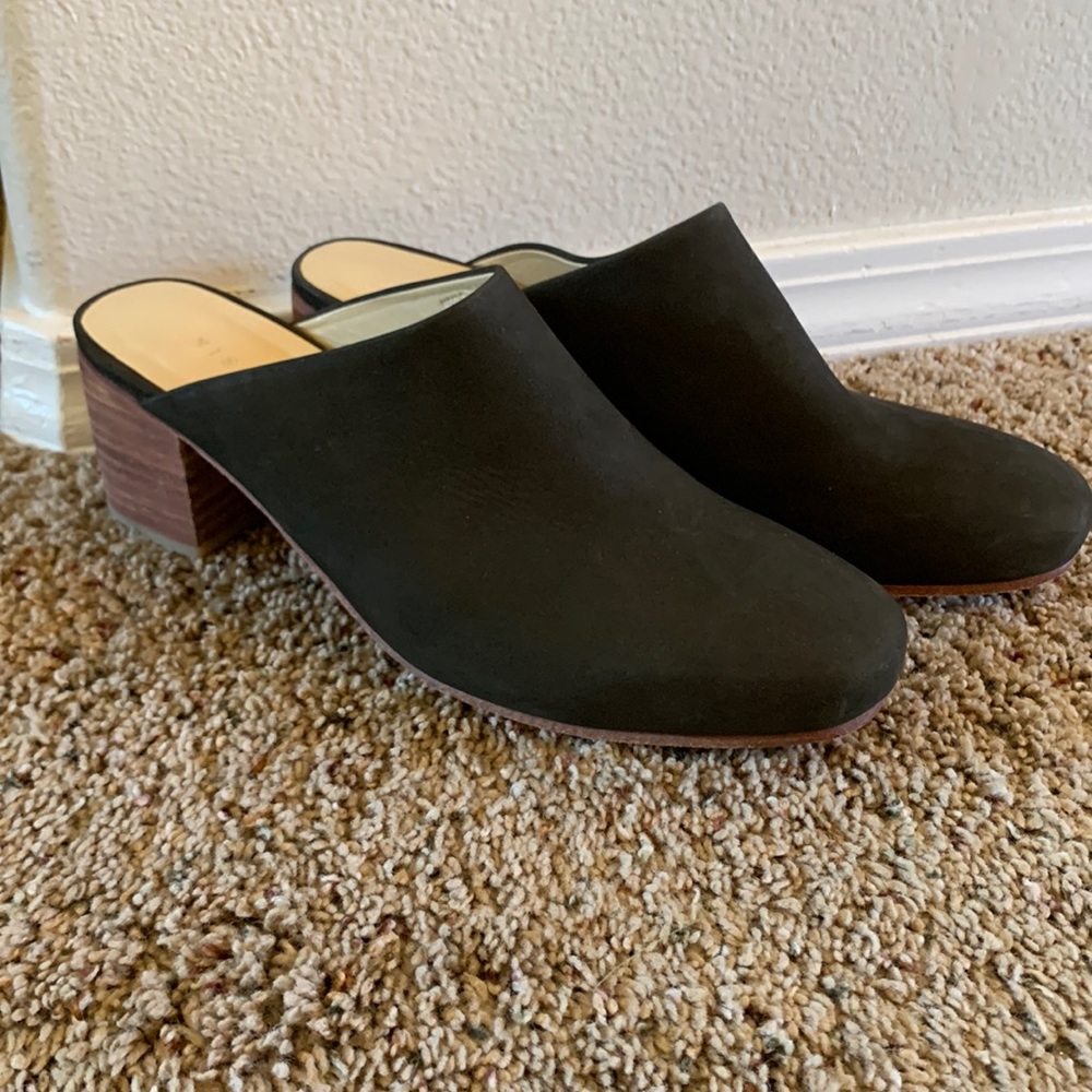 Nisolo Mule Heals